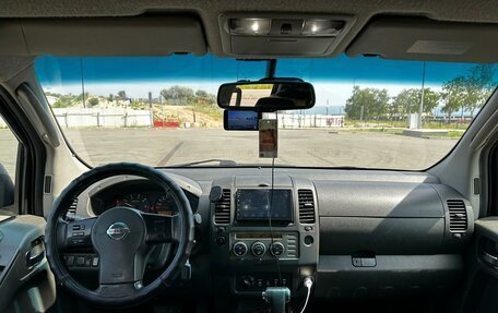 Nissan Navara (Frontier), 2007 год, 980 000 рублей, 7 фотография