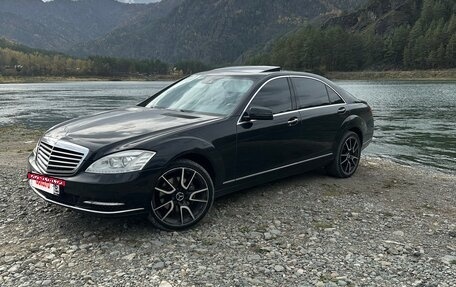 Mercedes-Benz S-Класс, 2010 год, 1 499 999 рублей, 26 фотография