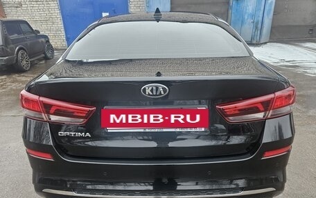 KIA Optima IV, 2018 год, 2 350 000 рублей, 10 фотография