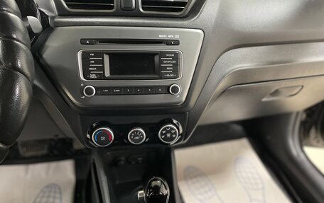 KIA Rio III рестайлинг, 2015 год, 990 000 рублей, 16 фотография