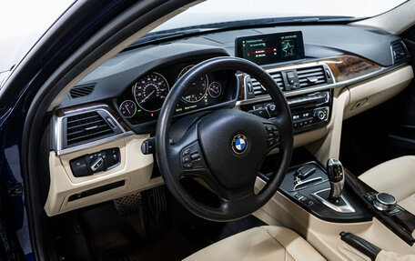 BMW 3 серия, 2018 год, 2 399 000 рублей, 11 фотография