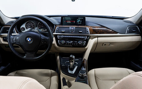 BMW 3 серия, 2018 год, 2 399 000 рублей, 19 фотография