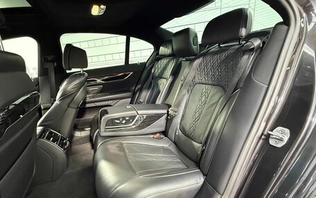 BMW 7 серия, 2022 год, 8 100 000 рублей, 24 фотография