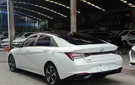 Hyundai Elantra, 2022 год, 1 295 000 рублей, 3 фотография
