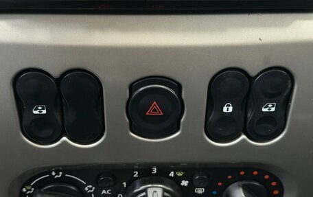 Renault Logan I, 2012 год, 470 000 рублей, 13 фотография