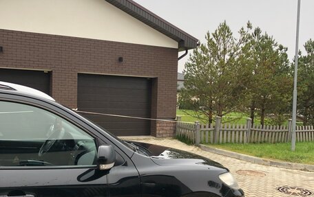 Hyundai Santa Fe III рестайлинг, 2010 год, 1 000 000 рублей, 3 фотография