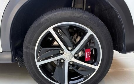 Honda Vezel, 2022 год, 1 620 000 рублей, 19 фотография