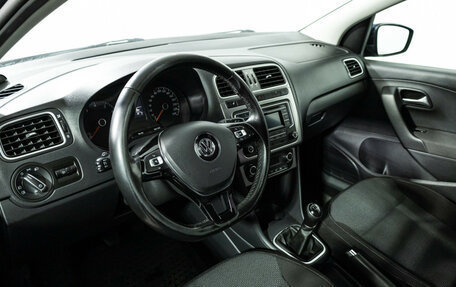 Volkswagen Polo VI (EU Market), 2016 год, 949 898 рублей, 11 фотография