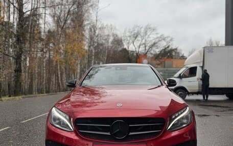 Mercedes-Benz C-Класс, 2017 год, 1 850 000 рублей, 1 фотография