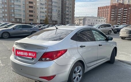 Hyundai Solaris II рестайлинг, 2014 год, 1 050 000 рублей, 4 фотография
