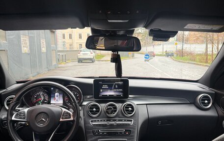 Mercedes-Benz C-Класс, 2017 год, 1 850 000 рублей, 3 фотография