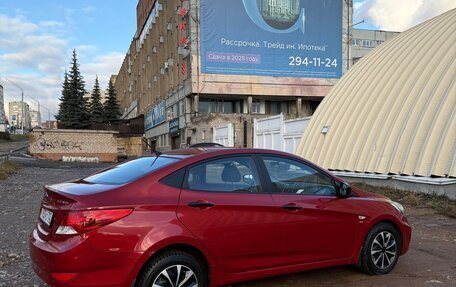 Hyundai Solaris II рестайлинг, 2014 год, 1 100 000 рублей, 2 фотография