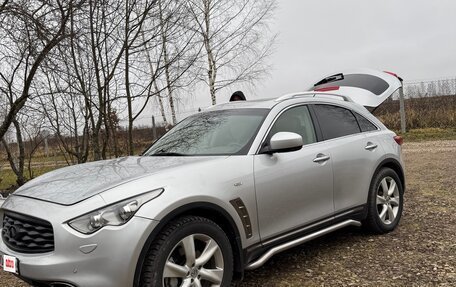 Infiniti FX II, 2010 год, 1 250 000 рублей, 2 фотография