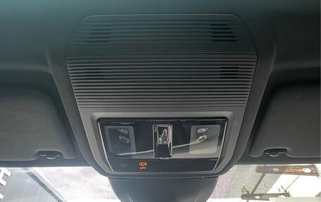 Volkswagen Golf VIII, 2021 год, 2 000 000 рублей, 22 фотография