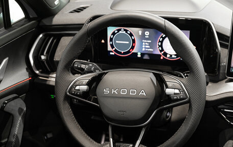 Skoda Kodiaq, 2025 год, 6 050 000 рублей, 20 фотография