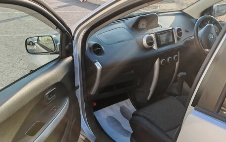 Toyota Ist II, 2003 год, 490 000 рублей, 10 фотография