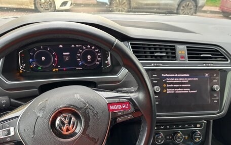 Volkswagen Tiguan II, 2019 год, 2 100 000 рублей, 10 фотография