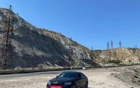 BMW 5 серия, 2015 год, 1 600 000 рублей, 4 фотография