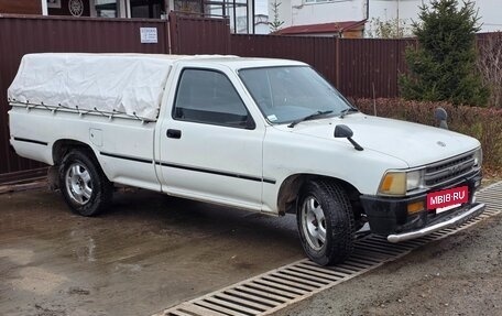 Toyota Hilux VI, 1991 год, 1 020 000 рублей, 12 фотография