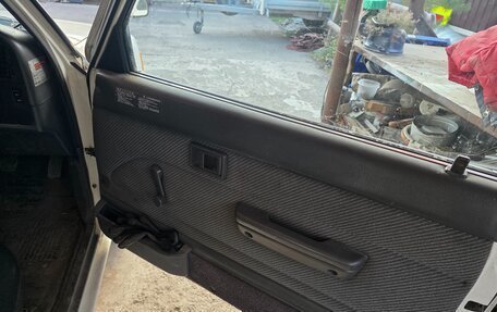 Toyota Hilux VI, 1991 год, 1 020 000 рублей, 13 фотография