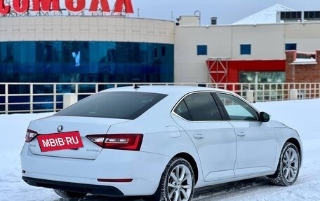 Skoda Superb III рестайлинг, 2015 год, 1 999 000 рублей, 6 фотография