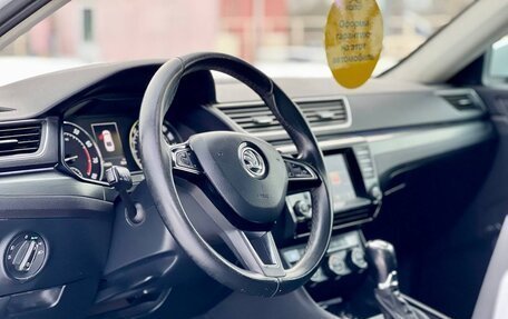 Skoda Superb III рестайлинг, 2015 год, 1 999 000 рублей, 38 фотография