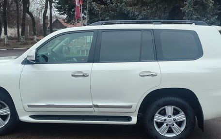 Toyota Land Cruiser 200, 2013 год, 3 500 000 рублей, 2 фотография