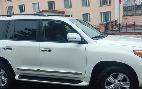 Toyota Land Cruiser 200, 2013 год, 3 500 000 рублей, 6 фотография