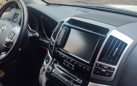 Toyota Land Cruiser 200, 2013 год, 3 500 000 рублей, 17 фотография