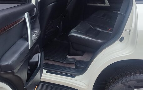 Toyota Land Cruiser 200, 2013 год, 3 500 000 рублей, 27 фотография