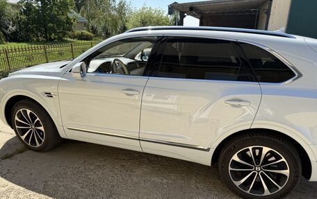 Bentley Bentayga I, 2017 год, 12 500 000 рублей, 4 фотография