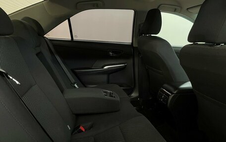 Toyota Camry, 2018 год, 2 050 000 рублей, 11 фотография