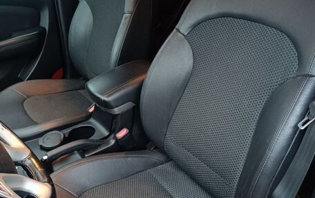 Hyundai ix35 I рестайлинг, 2013 год, 1 250 000 рублей, 9 фотография