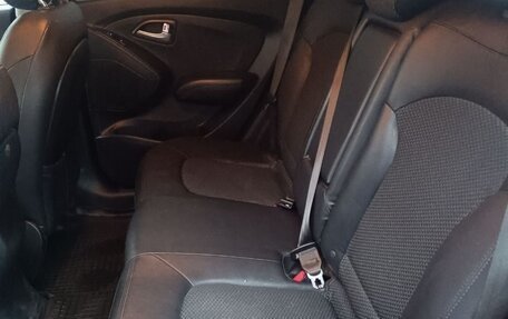 Hyundai ix35 I рестайлинг, 2013 год, 1 250 000 рублей, 16 фотография