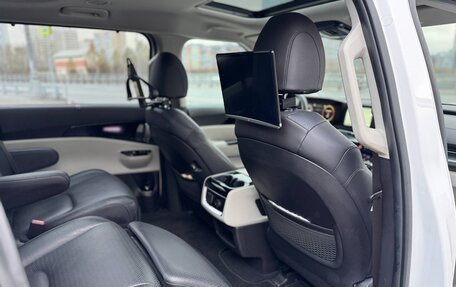 KIA Carnival, 2021 год, 4 200 000 рублей, 11 фотография