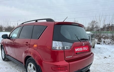 Mitsubishi Outlander III рестайлинг 3, 2012 год, 999 000 рублей, 5 фотография