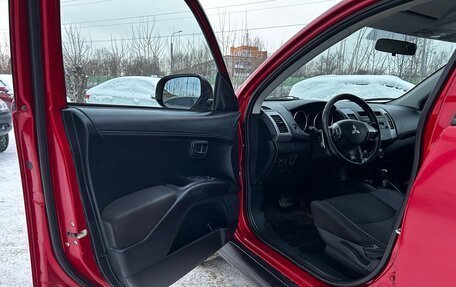 Mitsubishi Outlander III рестайлинг 3, 2012 год, 999 000 рублей, 17 фотография