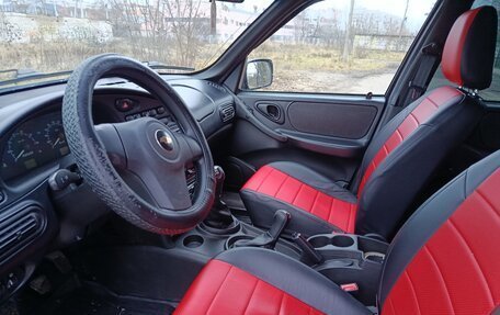 Chevrolet Niva I рестайлинг, 2018 год, 750 000 рублей, 5 фотография