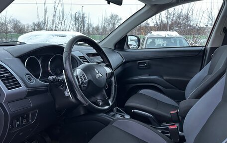 Mitsubishi Outlander III рестайлинг 3, 2012 год, 999 000 рублей, 19 фотография