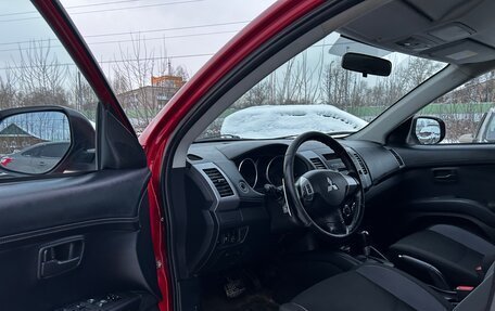 Mitsubishi Outlander III рестайлинг 3, 2012 год, 999 000 рублей, 18 фотография