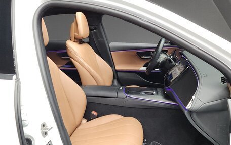 Mercedes-Benz E-Класс, 2024 год, 6 055 000 рублей, 11 фотография