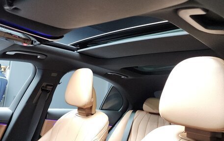 Mercedes-Benz E-Класс, 2024 год, 6 055 000 рублей, 19 фотография