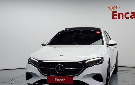 Mercedes-Benz E-Класс, 2024 год, 6 168 000 рублей, 3 фотография