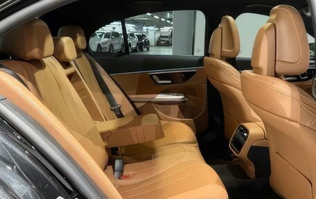 Mercedes-Benz E-Класс, 2025 год, 7 500 000 рублей, 17 фотография