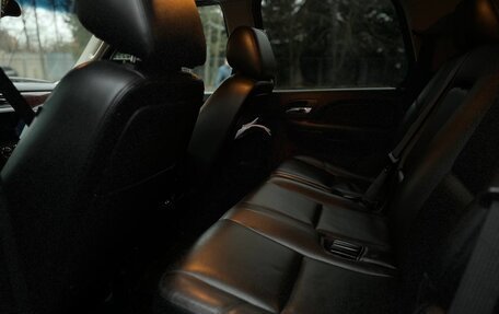 Chevrolet Tahoe III, 2012 год, 3 400 000 рублей, 16 фотография