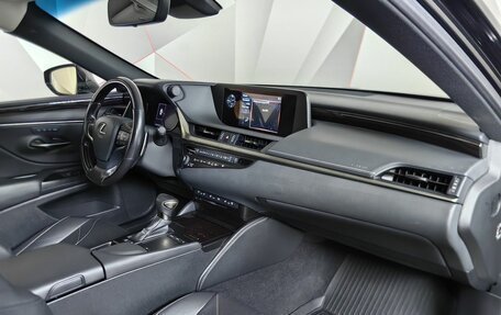 Lexus ES VII, 2019 год, 3 800 000 рублей, 11 фотография