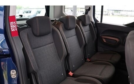 Peugeot Rifter I, 2021 год, 1 600 000 рублей, 27 фотография