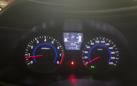 Hyundai Solaris II рестайлинг, 2015 год, 860 000 рублей, 9 фотография