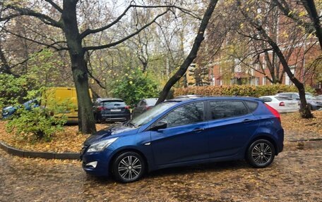 Hyundai Solaris II рестайлинг, 2015 год, 860 000 рублей, 11 фотография