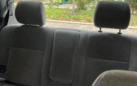 Toyota Estima III рестайлинг -2, 2002 год, 850 000 рублей, 25 фотография